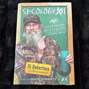 Si-Cology 101 Book by Si Robertson